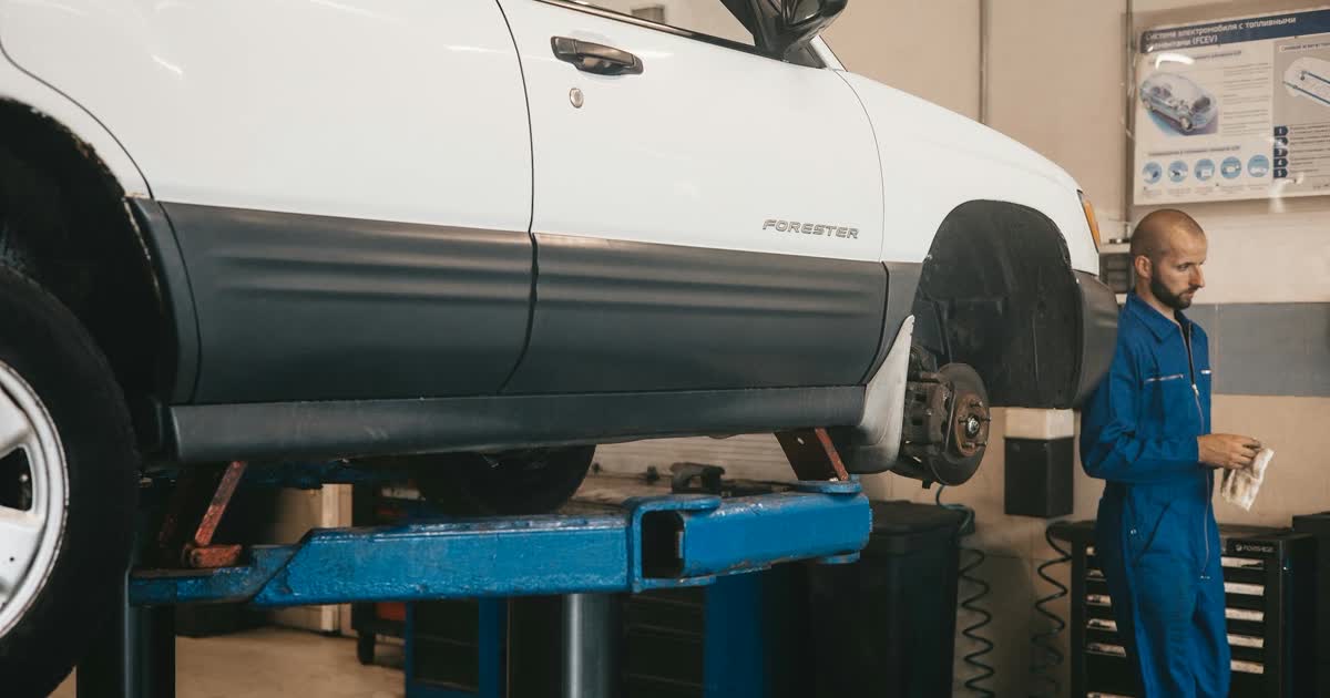 How to Track Your Vehicle's Maintenance Like a Pro